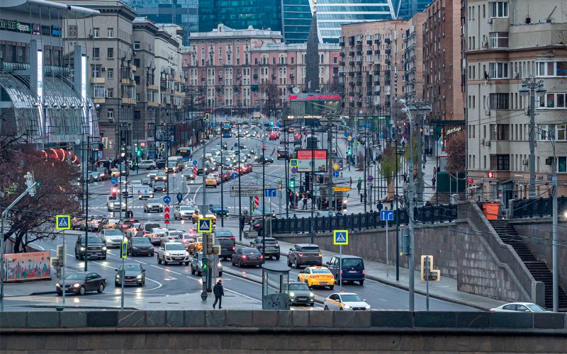 Новые штрафы для водителей с 1 июня: шины, диски, ремни и другое