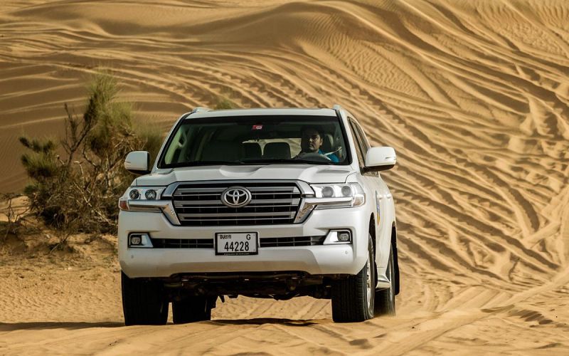 Эксперты перечислили риски при покупке машин из параллельного импорта