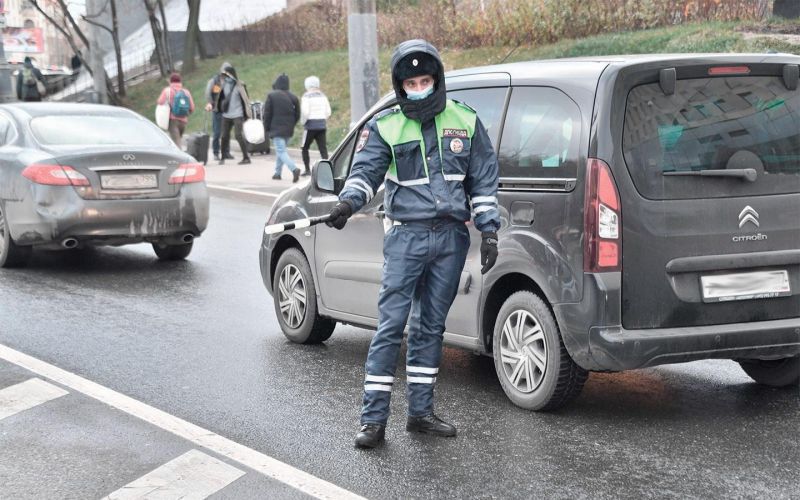 
            ГИБДД анонсировала &laquo;массовые проверки&raquo; водителей. Где будут останавливать
        