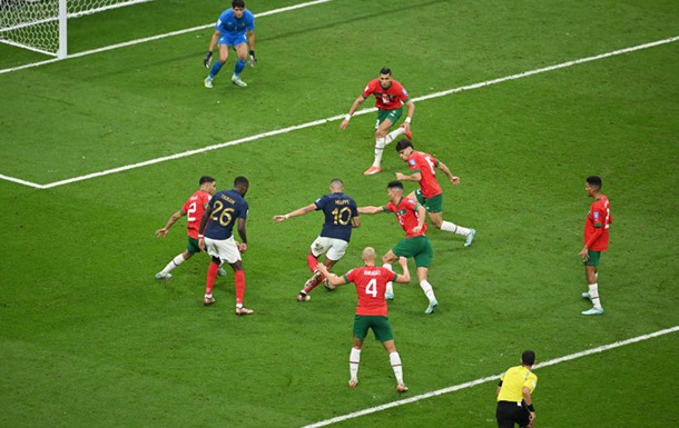 Марокканцы устроили беспорядки после поражения сборной, погиб подросток