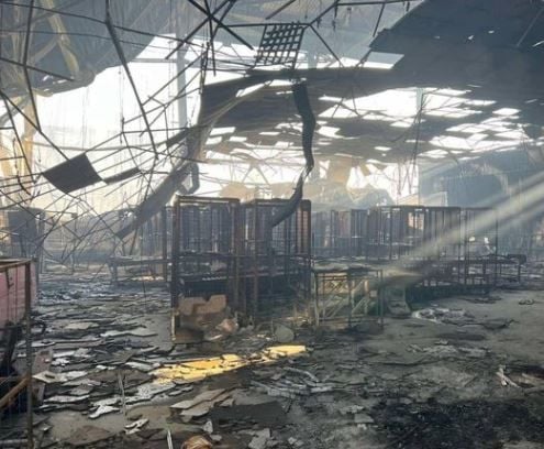 Удар РФ баллистикой по депо "Новой почты" в Одессе: уничтожено посылок на миллионы, а не "склад с оружием"